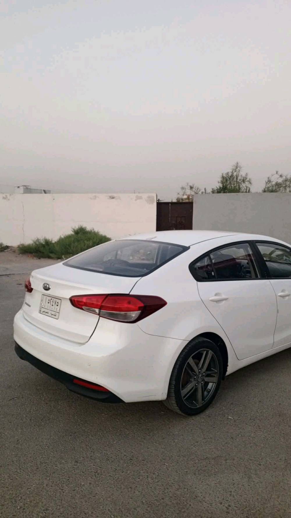 120$
سيراتو 2018 خليجي مكفوله عدا كم رصعت حالوب + اثر طعجه في الدوسه جنب لسايق  اما الباقي مكفول