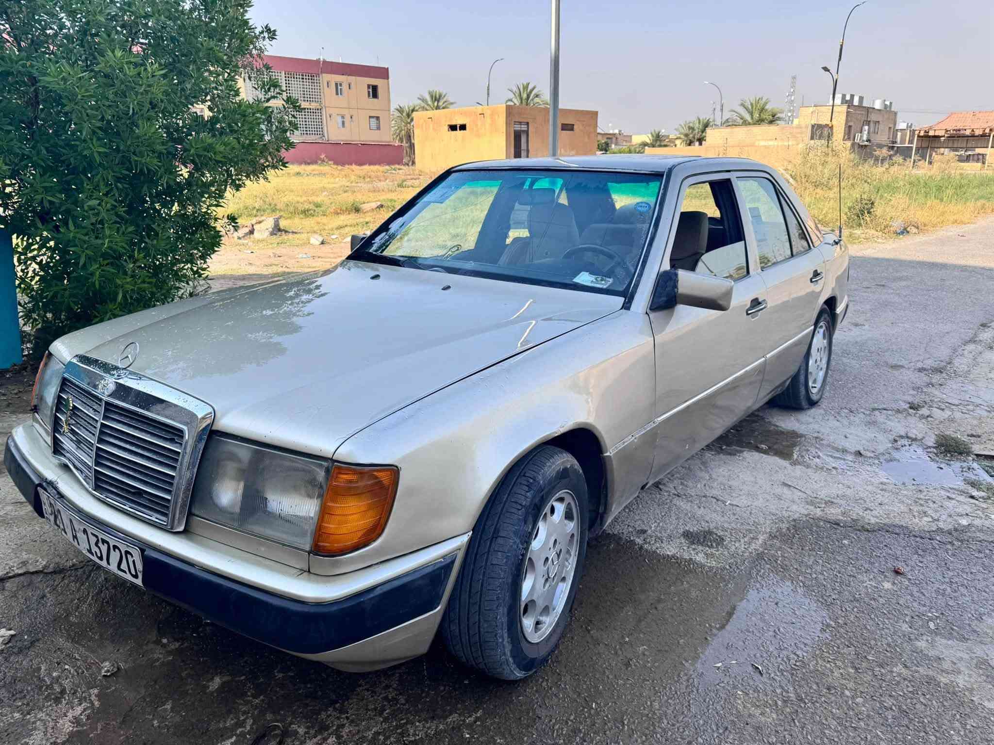 سلام عليكم مارسدس للبيع موديل 1987 للبيع محرك في في تي حديد كير محرك بدون صرف بدون بخار تبريد سنويه جديده محدث 1992تلسعر 40 بيها محال *********** عنواني شرقاط شرط التحويل
