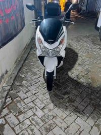 PCX جيل اول • ١٢٥ • ٢٣ الف