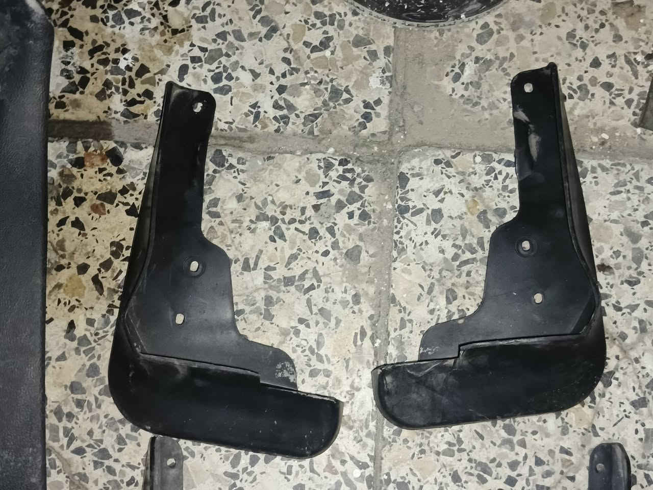 سلام عليكم كاعيات حوضيات لبيع كورلا صيني وامريكي مديل 20 وفوك السعر 60 وبيهن مجال 
واقيات لبيع كورلا صيني وامريكي مديل 20 وفوك السعر 20 وبيهن مجال الموقع شهداء السيديه حي التراث رقم ***********
