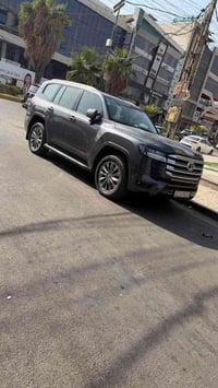 لاندكروز ٢٠٢٢ • وكالة ساز • ٦٦٠٠٠ كم
