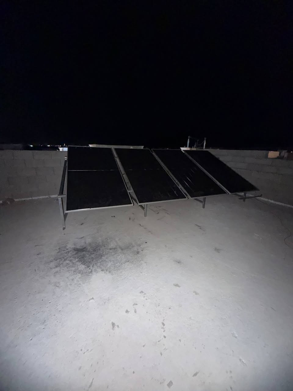 عرض كلش حلو مشتمل للبيع سامراء حي دوانم المعمل 140 متر زيرو طابقين 4 غرف نوم درجة اولى طاقة شمسية 23 امبير نهاري و 15 ليلي كلة سحوبات وبوسترات سطح فلانكوت ودبل تانكي هنا صدك تنسى الدنيا 😄
علق ب تم وسيصلك السعر فورا او الاتصال على *********** 
أو زورونا على مكتب المميز بالخضراء مجاور سبلاش وثلاجة البوجعاطة
