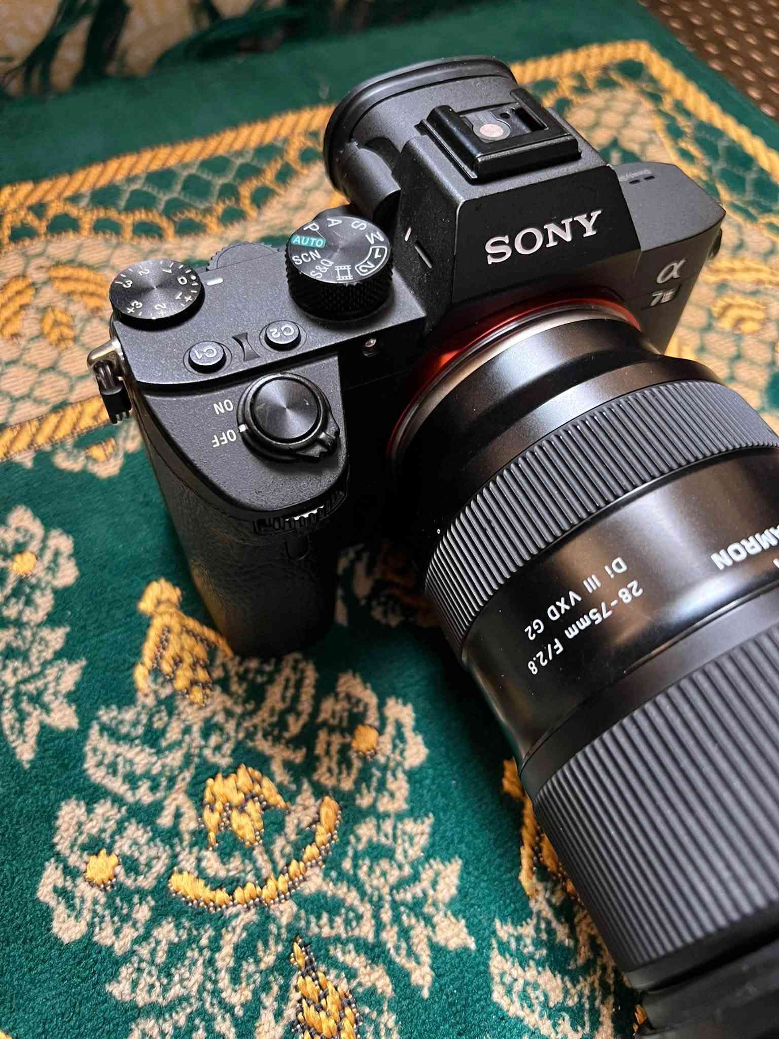 كاميرا سوني a7iii محدثة آخر تحديث نظيفة جداً مع عدسة تامرون 28-75 فتحه 2.8 جيل الثالث محدثة آخر تحديث والشتر موضح بالصوره بسعر مناسب للاستفسار خاص او واتساب ***********

نص مكتوب في الصور:
- AMERA SHUTTER COU
- Find out how many shots your Digital SLR ho
- RESULTS
- Shutter count
- 68759
- SONY ILCE-7M3
- Current value on eBay
- s an eBay Partner, this site may be compensated if you make a purchase using the above lin
- نشر X
- إذا كان هذا مفيدًا وكنت تحب الكاميرات، فاطلع على تطبيق سطح المكتب الجديد!