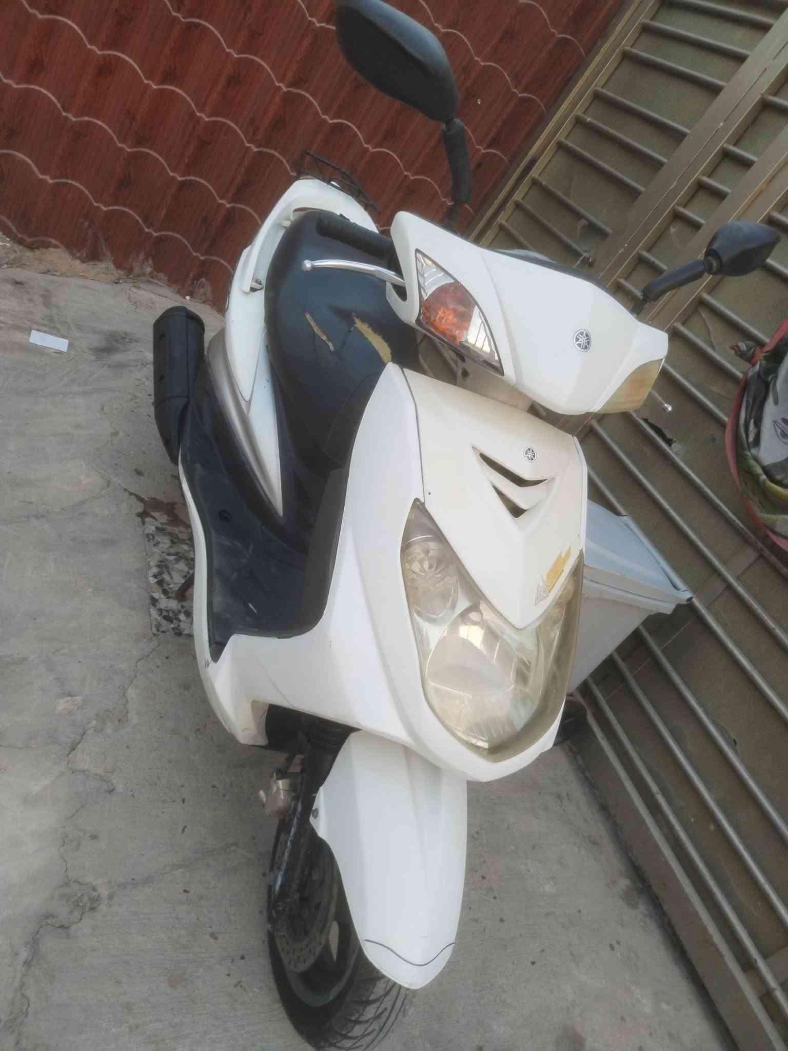 سكنس فحل نوزل كله شغاله اي نقص مابيه نضافه فول دراجه جديده لوك السعر ٧٠٠ بغداد المشتل ***********
