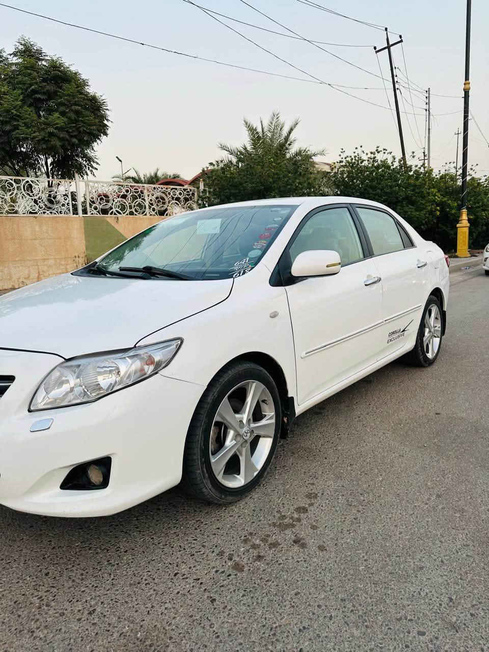 السلام عليكم
كورله 2010 رقم اربيل دولي 
سيارة جديدة محرك (1800) گير تبريد خير من الله 
سيارة بيها بنيد بدون دواخل وبدون حادث 
تحويل مباشر 
السعر 107 وبيه مجال
 للتواصل ***********.
المكان صلاح الدين الصلوعية
