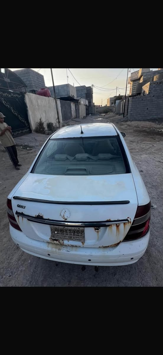 المحرك بحاله جيده والگير ممتاز والگشر بي الملاحظات من حيث الخياس  والسنويه بأسمي سعرها ٣٠ ورقه وبيها مجال ***********.
