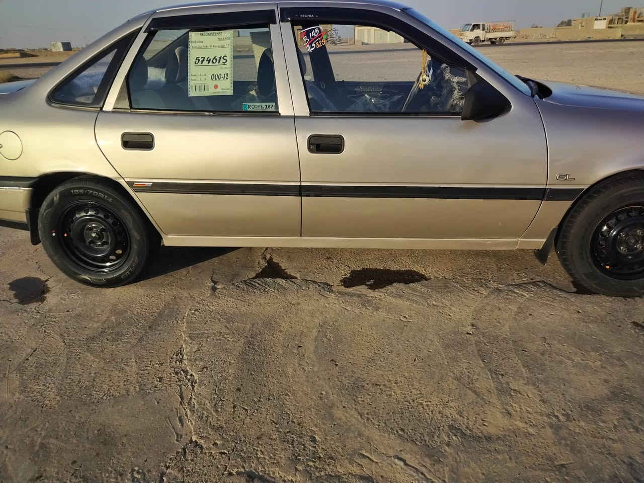 السلام وعليكم اوبل فكترا للبيع مديل 91 محرك 1800 المرغوب
محرك گير صدر شرط كله مكفول
رقم اربيل سنويه نافذه من ال 25
شرط مابيه نقص برغي
صبغ جماليه بدون اي ضربه او معجون
سعر 46وبيه مجال قليل مكاني سامراء الطيوب
للستفسار اتصل ***********
