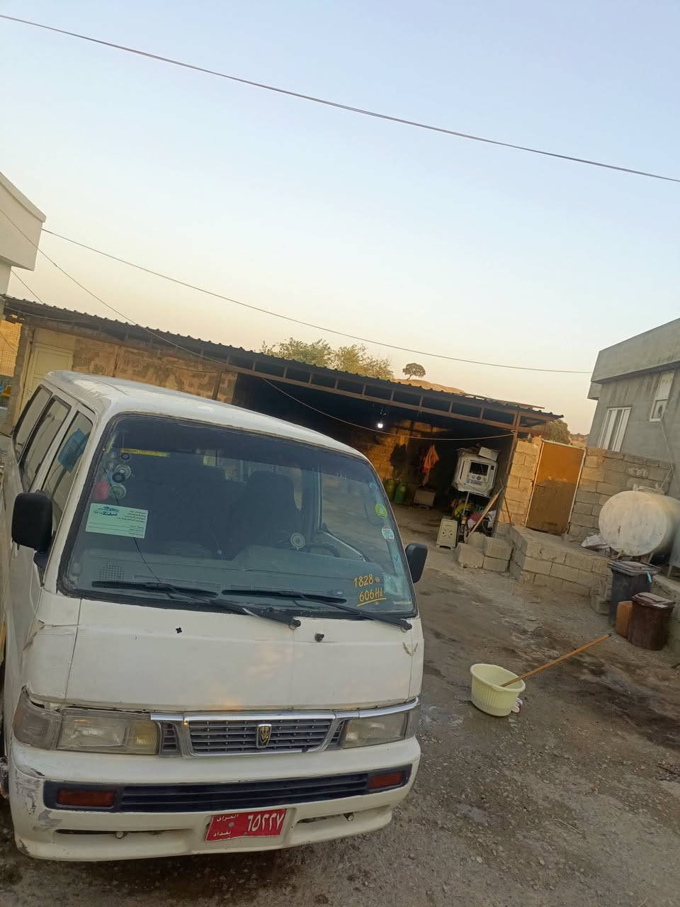 نیسان تەخت بۆفڕۆشتن گێڕ مەکینە بەشەرت ئەکسل بەشەرت جوارتایەی نوی ئاڕم پلاستیک 
***********
