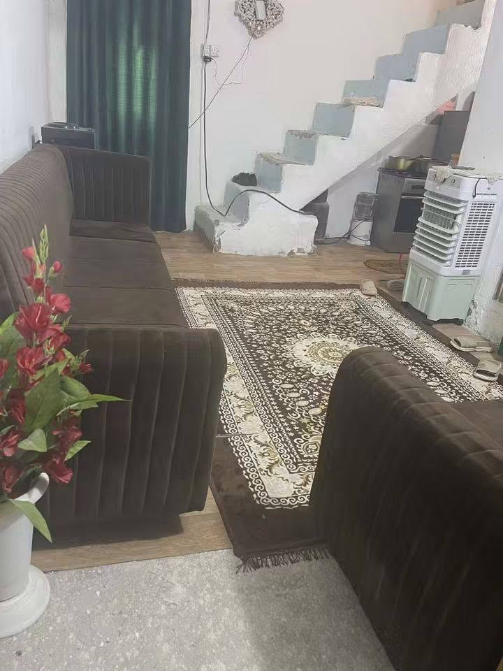 دار80متر بشارع المطار الجديد شارع سواق فدك ثالث فرع قريب علشارع عرض الشارع 10 التفاصيل مثل ماموضح بلصور سعرالدار:18وقابل لتفاوض
***********
دار80متر بشارع المطار الجديد شارع سواق فدك ثالث فرع قريب علشارع عرض الشارع 10 التفاصيل مثل ماموضح بلصور سعرالدار:18وقابل لتفاوض
