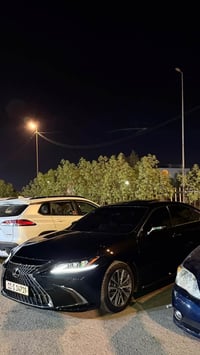 لكزز es 300h موديل 2023  خليجي وكالة عبد اللطيف  كفالة عامة  ماشية 42 ...
