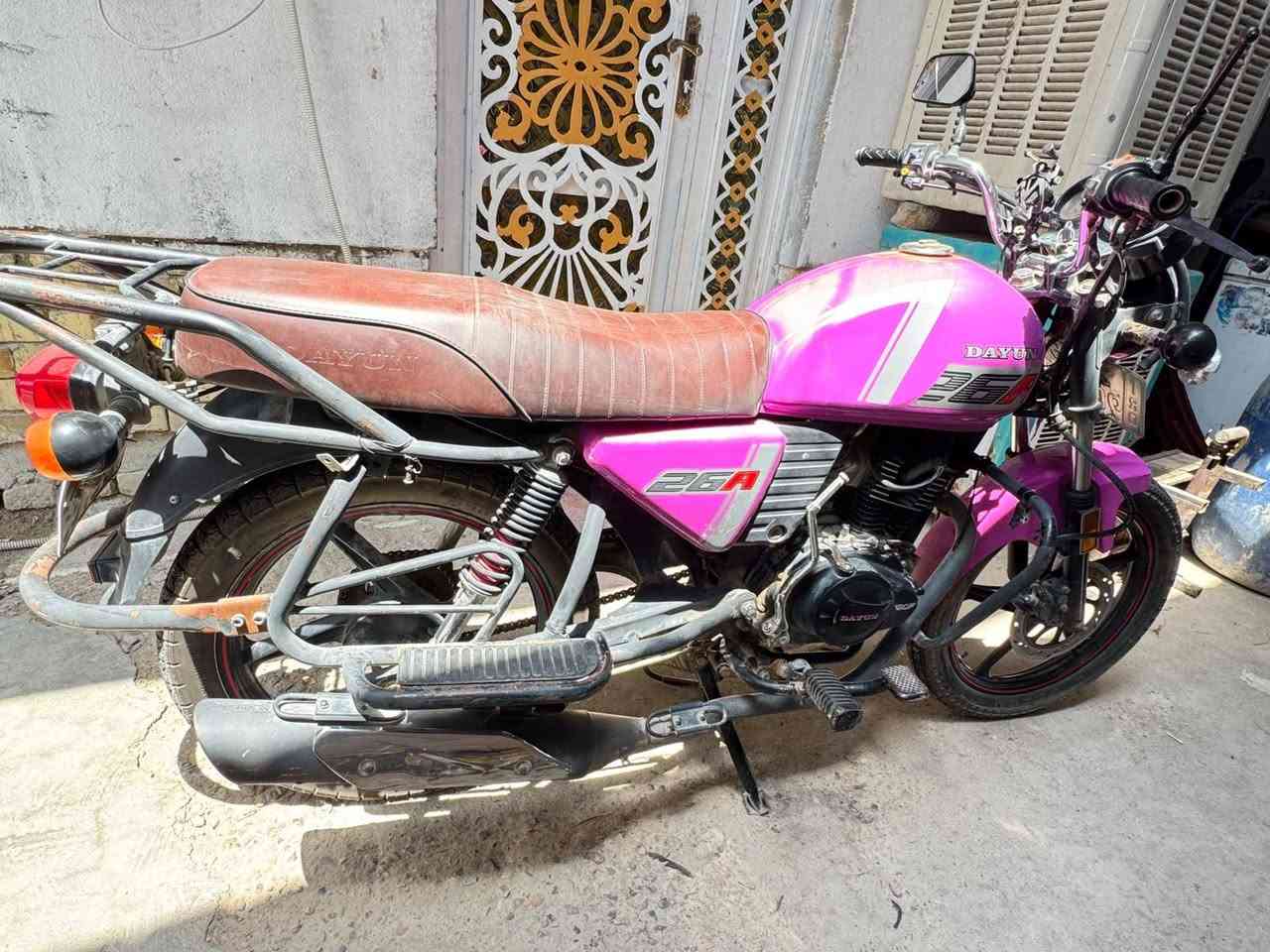 رفاعي 
دراجه دايون مديل 23 مرقم رقم نگليزي سنويه بأسمي دراجه مكفوله ونضيفه***********
