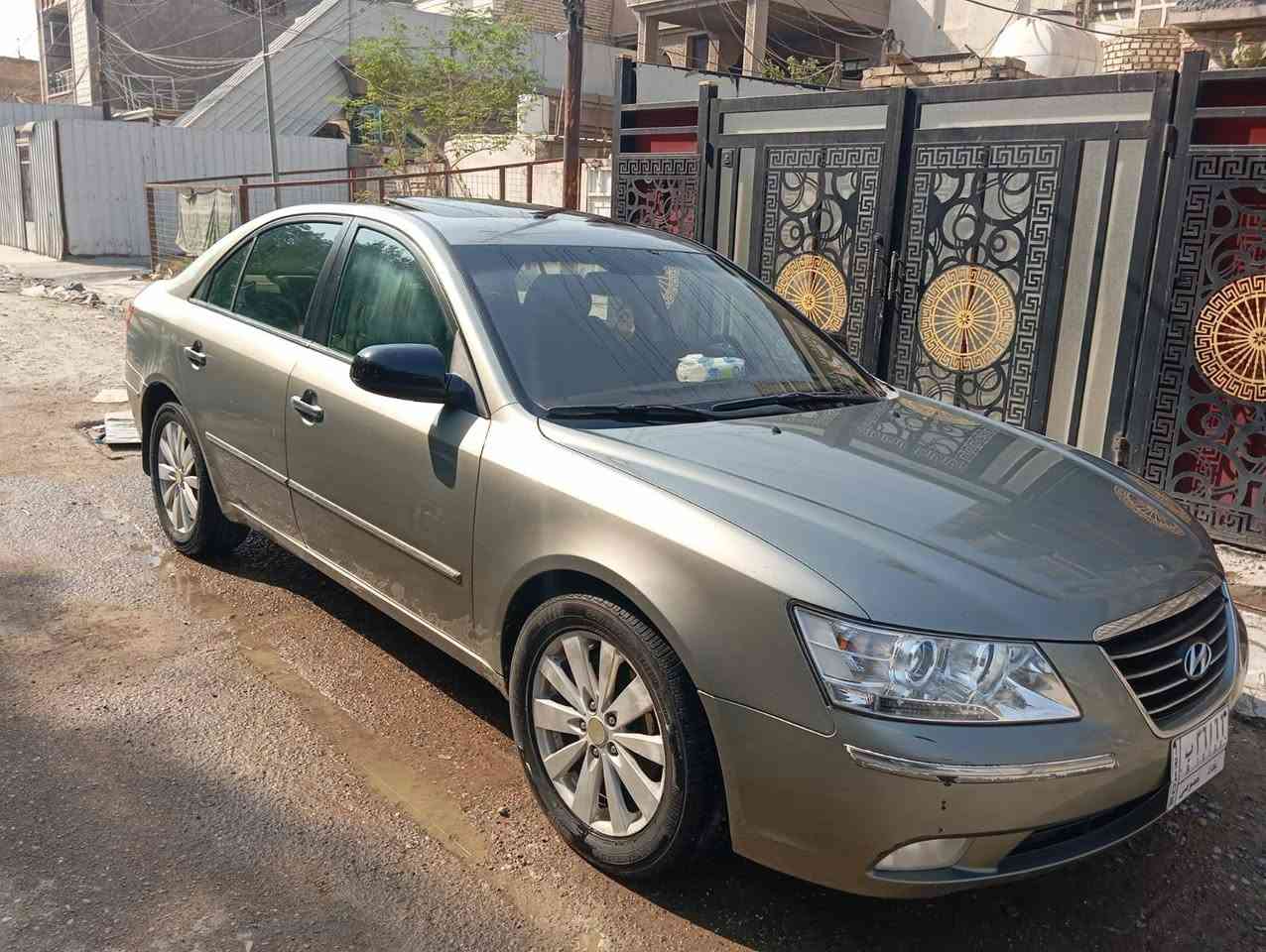 اسلام عليكم سوناتا للبيع موديل9  فول مواصفات لمتت فتحه سلايت روف تبريد لمس بيانوو كشنات جلد فول تحكمات ستيرن كشن تبريد ثلج تتفه رقم بغداد محرك سته سلندر حداديه امامي خلفي جديده تخم تاير جديد محرك كير خير من لله حادثهه بل جاملغ خلفي بدون دواخل سياره نضيفه مال جناي مكان سياره بغداد الامين الثانيه الاستفسار عله الرقم *********** السعر 95 مكلف بل نشر
