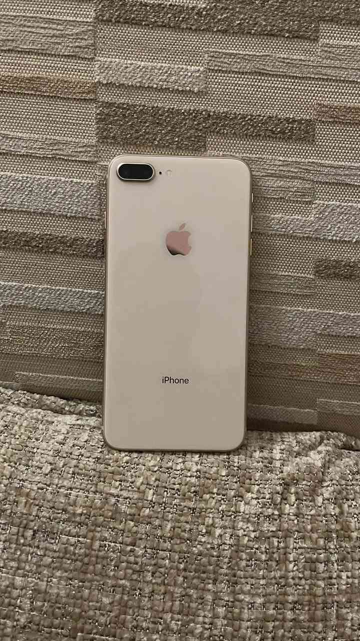 آيفون ٨ بلس • ٦٤ غ.ب. • بطارية ١٠٠٪