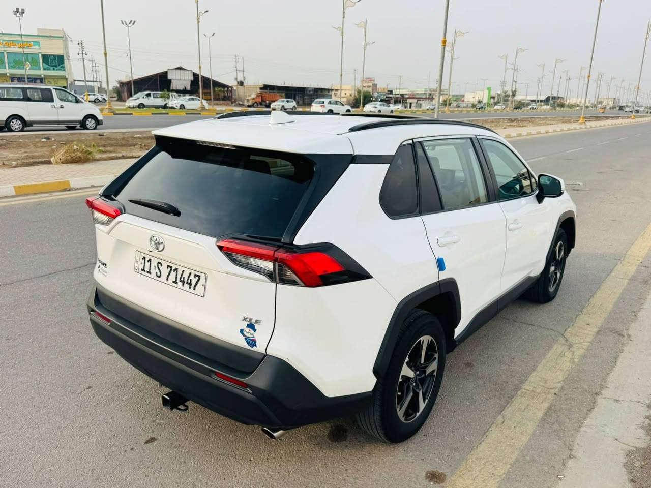 راف فور XLE • ٢٠٢١ • رقم بغداد