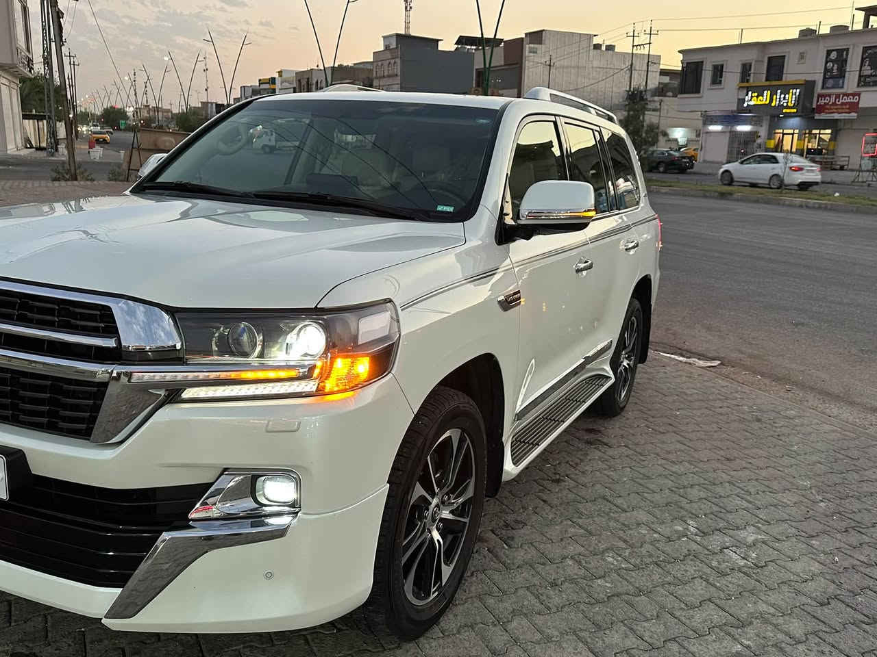 السلام عليكم 
لاندكروز 21 gxr ساز باب اول ام الدعاء مكفوله من الصبغ
محرك V6
ماشيه 80 
رقم دهوك بأسمي 
مكاني كركوك 
للاستفسار اتصل ‭***********‬
