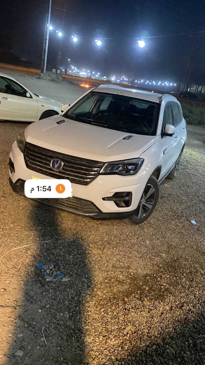 السلام عليكم شانجان موديل 2019 /cs75 للبيع و سياره فول مواصفات  رقم بغداد و موصفات سياره معروفه *********** واتساب 
مرايات شفط 
اوتو  
سايد بريك كهرباء 
كشنات تبريد +تدفئه 
هيتر مرايات 
مقاعد جلد 
كنش كهرباء 
مكينه 1800 تيربو 
مودات القياده عدد NoRMAL/SPORT/ECO/
كشافات ضباط 
كامره خلفيه 
حساسات إماميه +خلفيه
