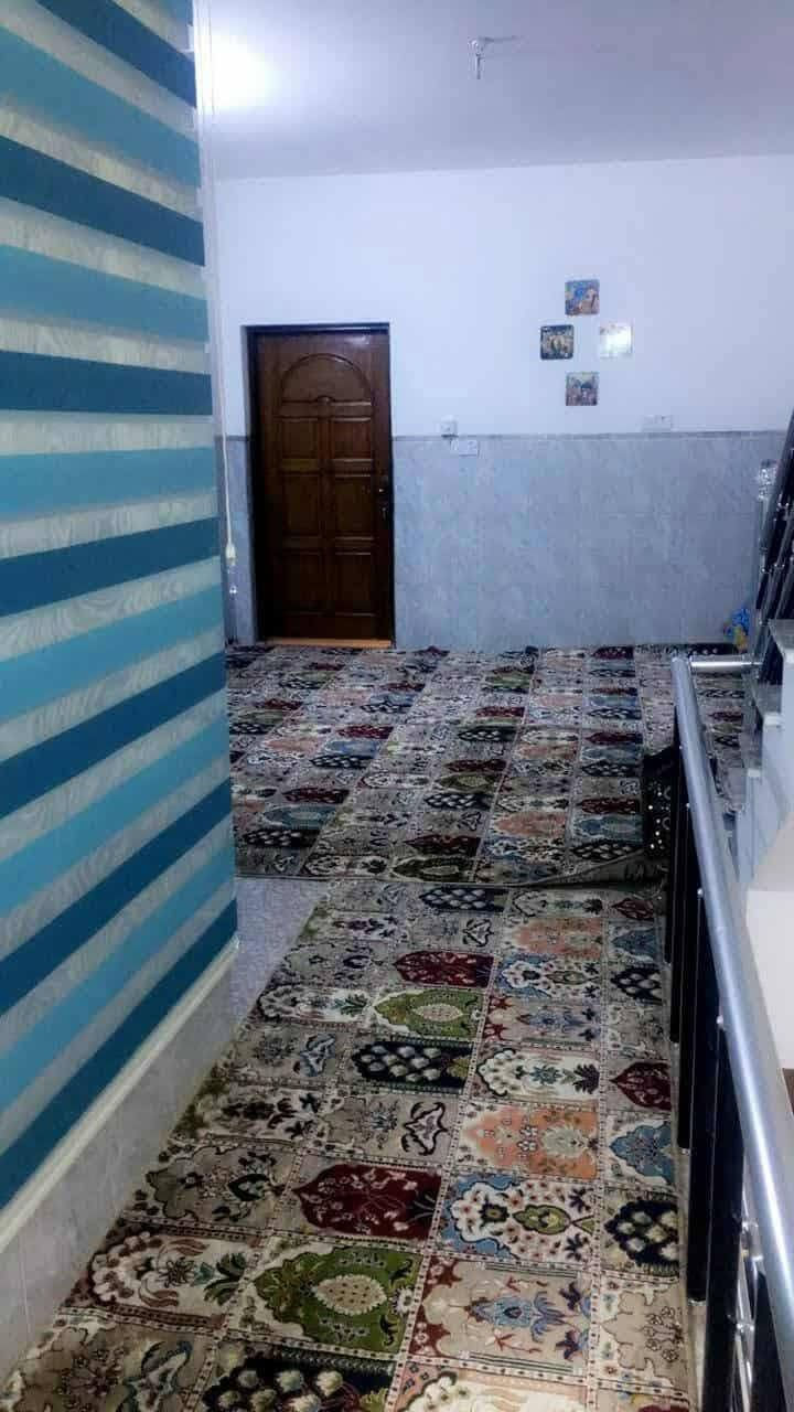 دارللبيع ١٣٥ متر واجهة ٤ونص نزال ٣٠ بناء حديث ٣طوابق ٣غرف نوم حمام فوك وجوة مخزن غسيل سطحين العنوان حي اور ال٦٠٠ بظهرنادي النفط للاستفسارالاتصال ***********
