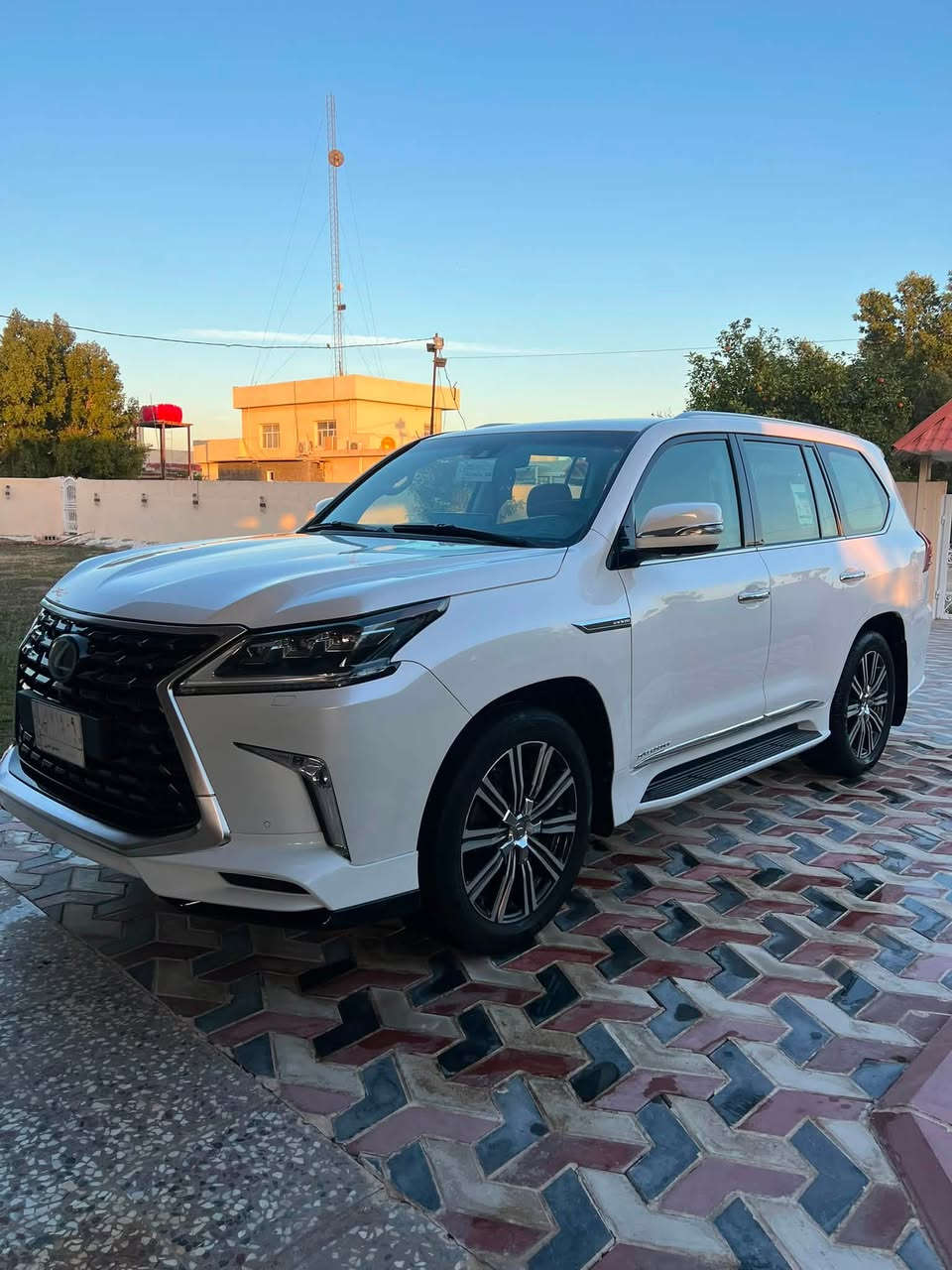 للبيع لكزس LX570 موديل 2017

🚘 الموديل: Lexus LX570
📅 السنة: 2017
📍 الممشى: 113,000 كم
⚙️ المحرك: V8 5.7L
🔄 الدفع: 4×4
⬆️⬇️ هيدروليك رفع وتنزيل
✨ استخدام شخصي ومحافظة
🔧 صيانة دورية ومتابعة مستمرة
❄️ تكييف ممتاز
🛋️ داخلية فخمة وواسعة

📍 الموقع: بابل – خط سريع حلة/بغداد، قريبة على بغداد تقريبًا نصف ساعة.

📞 للتواصل: ***********

السيارة بالواقع احلى من الصور
