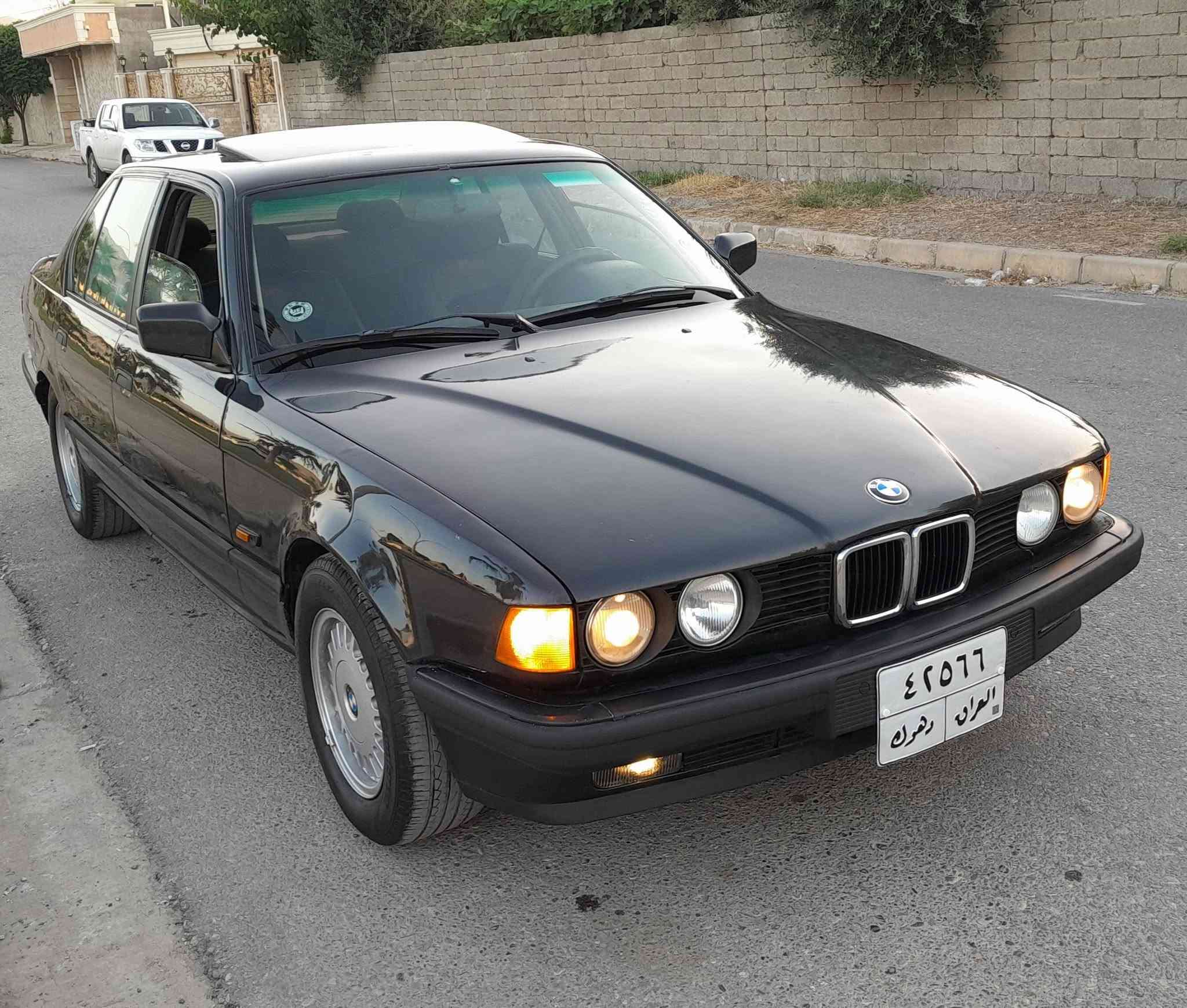 بي ام موديل 92 /735 / 6 سلندر
عام بخ جمالية 
كير و مكينه شرط
دبل جام 
تبريد عل سويج
سلايت جامات كهرب 
السياره جاهزه 
تحويل او وكاله مباشر
السعر 48 ومجال بسيط
مكان السياره زاخو
*********** تواساب
