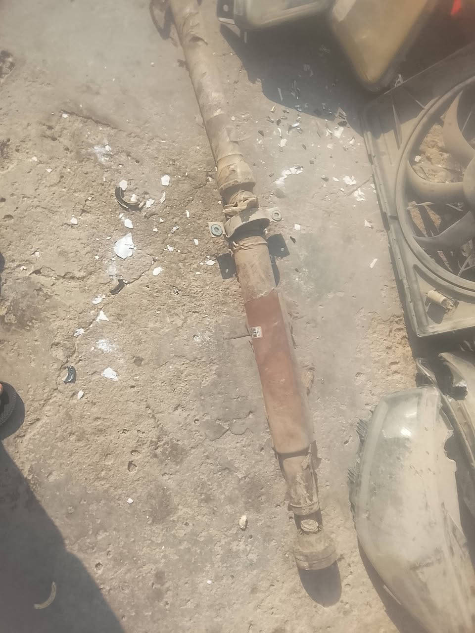 قراض سيارة • قطع غيار • نوع غير معلوم