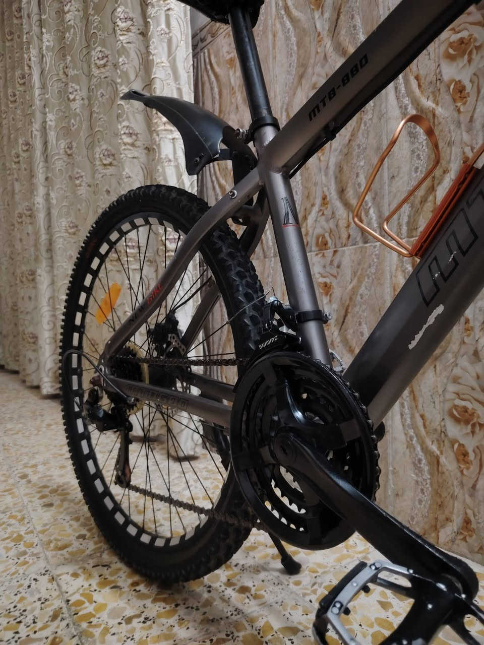 بايسكل رياضي MTB كلة المنيوم حجم 26 ونص  سعر 115 وبي مجال مكاني بغداد ***********
