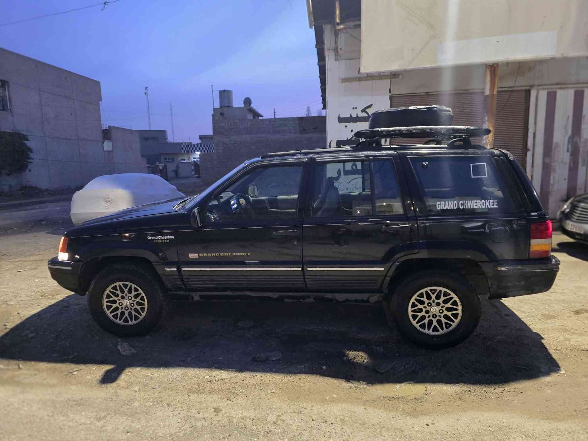جيب شيروكي • ١٩٩٣ • الموصل