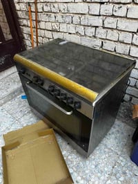 غراض نضيفه لبيع طباخ وقاعده عنوان بلديات 07700150569