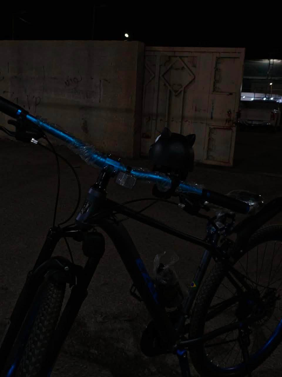 🚲 بايسكل AZEL للبيع نظافة 💯
💰 السعر: 175 ألف فقط وبي مجال 

• شركة AZEL

• بايسكل جبلي MTB

• دبلات شغّالة 🚨

• ديسك بريك أمامي وخلفي

• تعشيقات متعددة

• شوكة أمامية

• إطارات جبليّة

• كرسي قابل للتعديل

• نظيف وحالته زينة + بم هوه مجاني 🚨

📩 للجادين مراسلة واتساب او الاتصال 

***********
