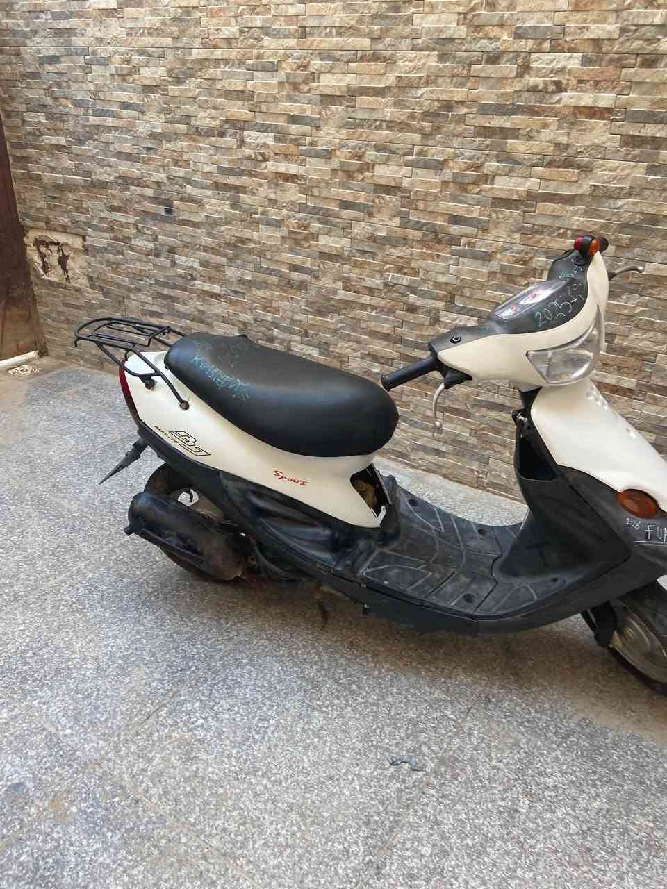 دراجه تسع زروف 300 الف ما مفتوحه
***********
