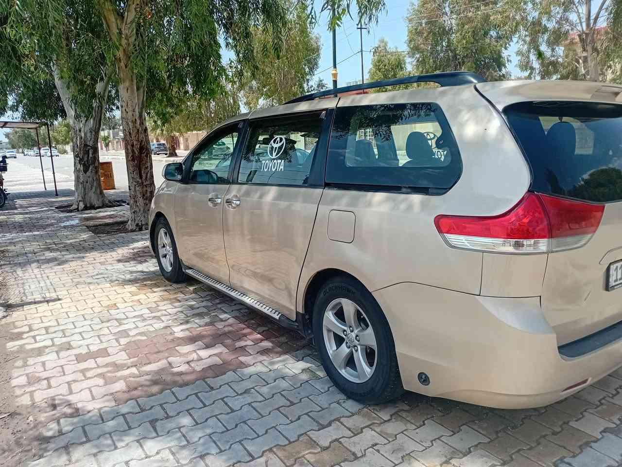 للبيع تويوتا سينا
موديل ٢٠١٣

مشروع وطني بغداد 

مشي ٢٨٥٠٠٠

منظومة غاز مل شركة 

محرك وا كير ما مفتوح 

مكان نينوى 

سعر ١٣٠
رقم الهاتف ***********
