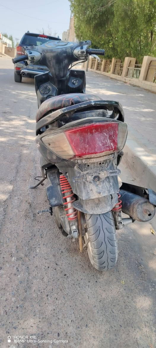 سكنس مكفوله ما مفتوحه سعرها 300 وبيها مجال مكفوله من كلشي كفراتها وغراضها كلها موجوده لشراي يتصل ***********
