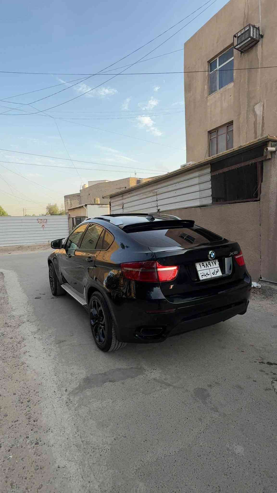 السلام عليكم bmw x6
موديل 2009 البيع او مروس 
سيارة فول الفول 
مكينه كير لكزاز 8سلندر 
سيارة مكفول من ضرب 
بية صبغ جملغات امامي اثر شخوط هنا فايبر كلاس 
السعر 105
مكان بغداد 
رقم ***********
