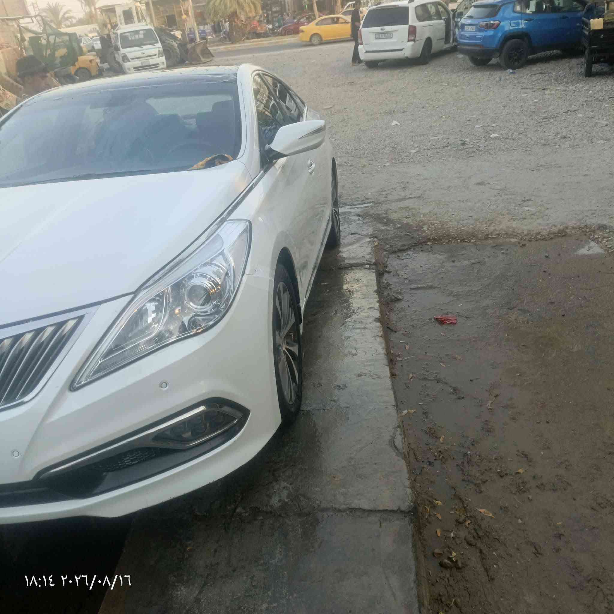 سلام عليكم للبيع ازيره مديل 2013 وارد امريكي رقم بغداد بسمي مكينه ٦ سلندر 3300 مكينه حاويه فول مواصفات مابيها كل نقص جاهزه بيها فقط تبديل جاملغ امامي اتصال على رقم *********** اني مكلف بنشر سعر دفتر ١٠٠

نص مكتوب في الصور:
- ١٨:٣٢ ٢٠٢٦/٠٨/١٦
- ١٨:١٤ ٢٠٢٦/٠٨/١٦