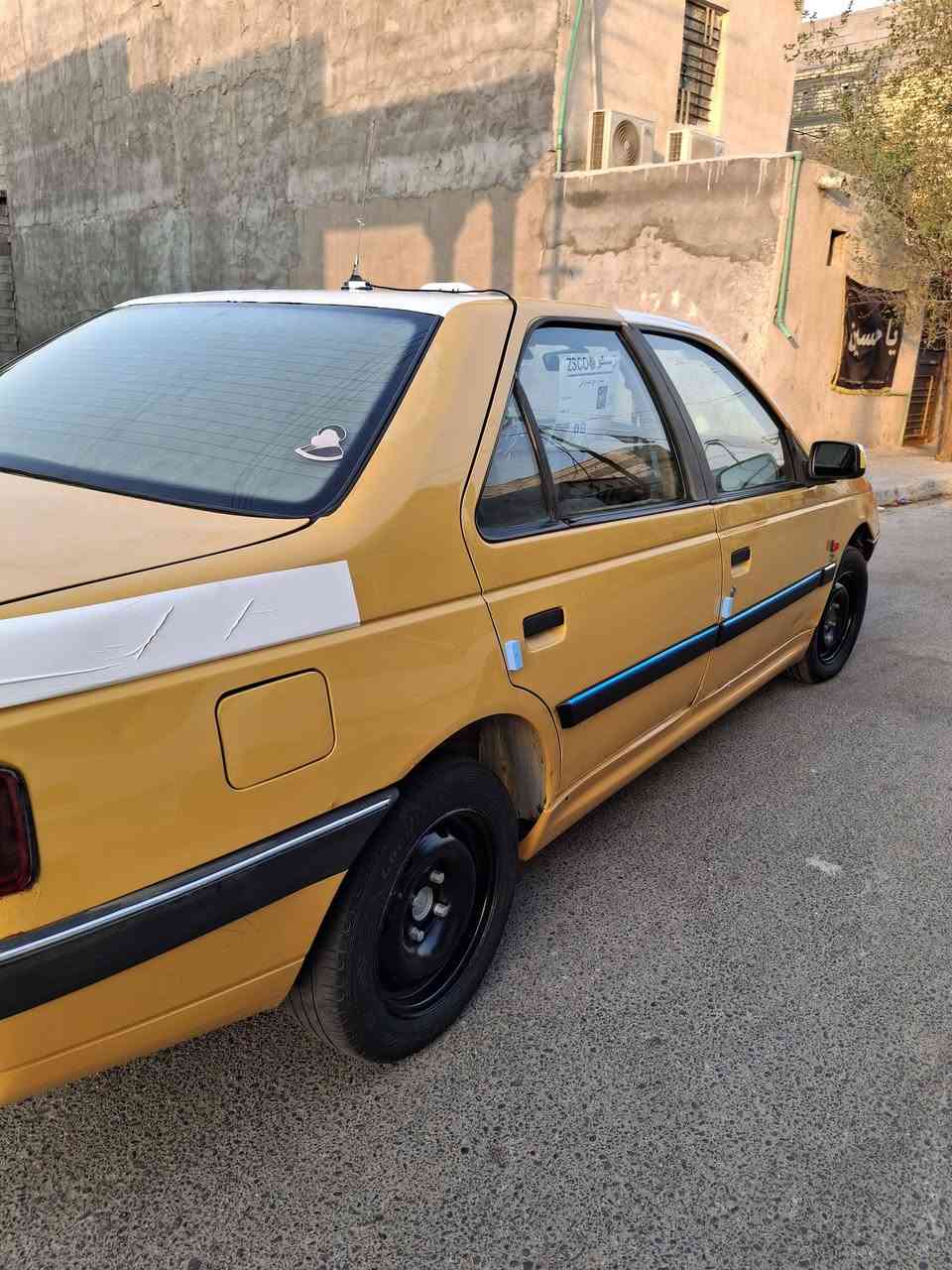 بيجو 405 مديل 16 كفالة ضربة وتبديل مكينه وكير وتبريد وحداديه جاهزه من كلشي مصفره هيئه وغرامات سننوية ل28 تحويل مباشر سعره 34 ورقة مكاني بصرة القبلة ***********
