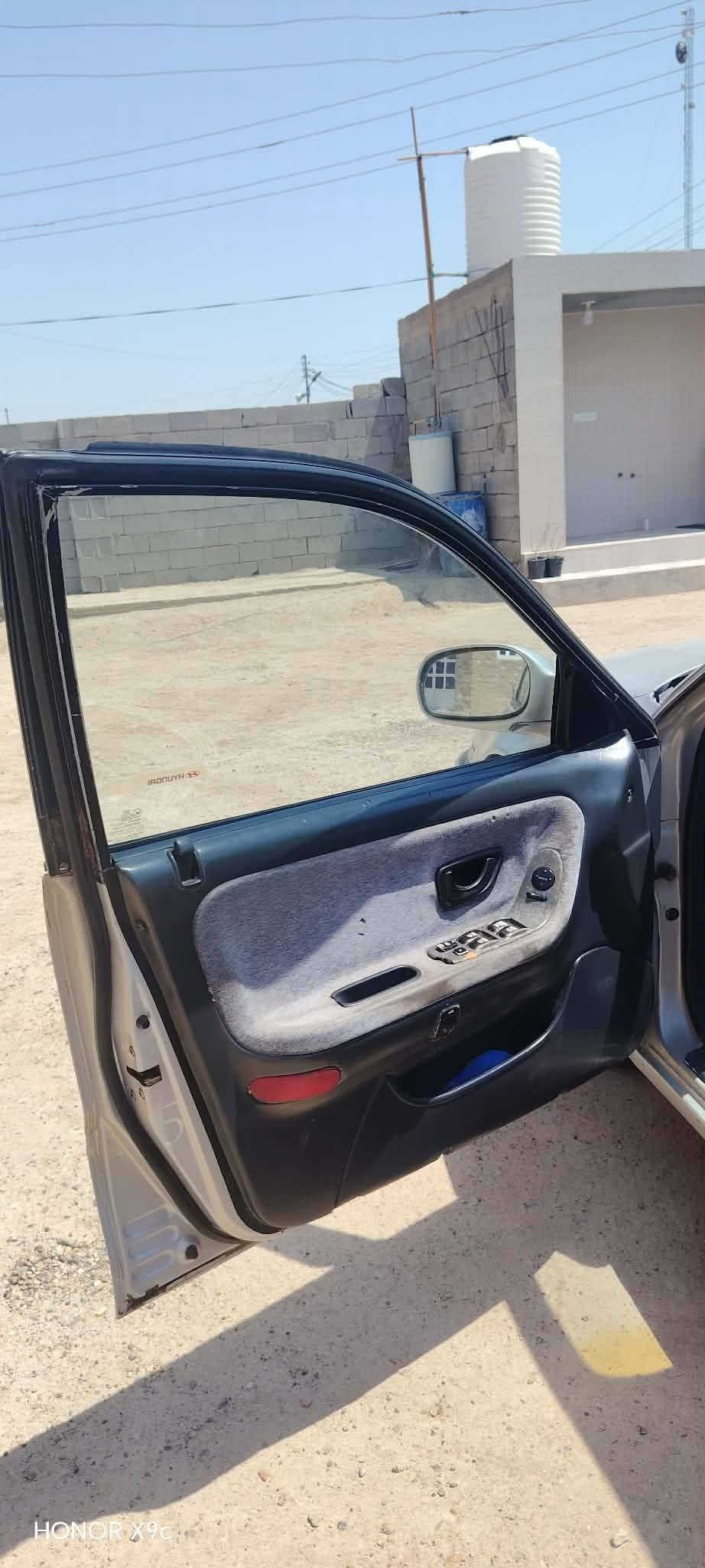 السلام عليكم  
للبيع سوناته 2 بلاديه مكفوله من الصبغ والضربه والمعجون  تبريد 
ثلج 🥶 گير اوتماتيك  كهربائيات كله بلاديه وشغاله رقم انبار 
تحويل ثاني يوم تقفيل عن بعد تخم ويل مال حاويه شاشه كامره سياره جاهزه ما تحط عليه كلشي  مكان السياره الرمادي زنگوره    

الاستفسار اكثر اتصل وبيك خير ودلل 
***********  .  ***********
السعر 42 وبيها مجال لطيبن
