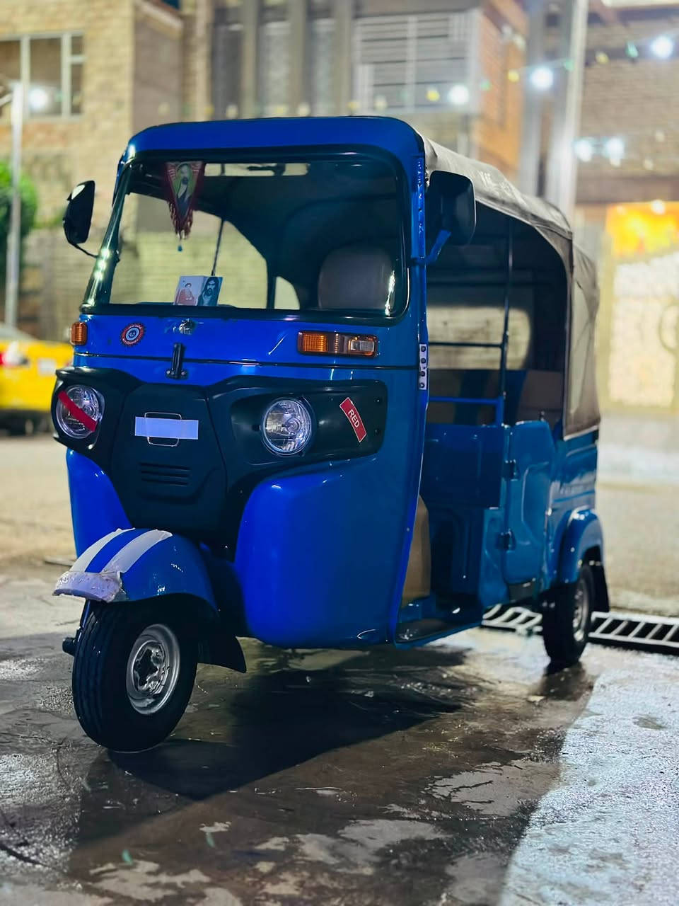 سلام عليكم تكتك للبيع 2021 مكفولة رقم انكليزي تحويل ثاني يوم بغداد معلومة منزلهة على ايدي زيرو من 2021 اتصل وتدلل بياع شراي لا يطبلي ويشاطر وياي ***********
