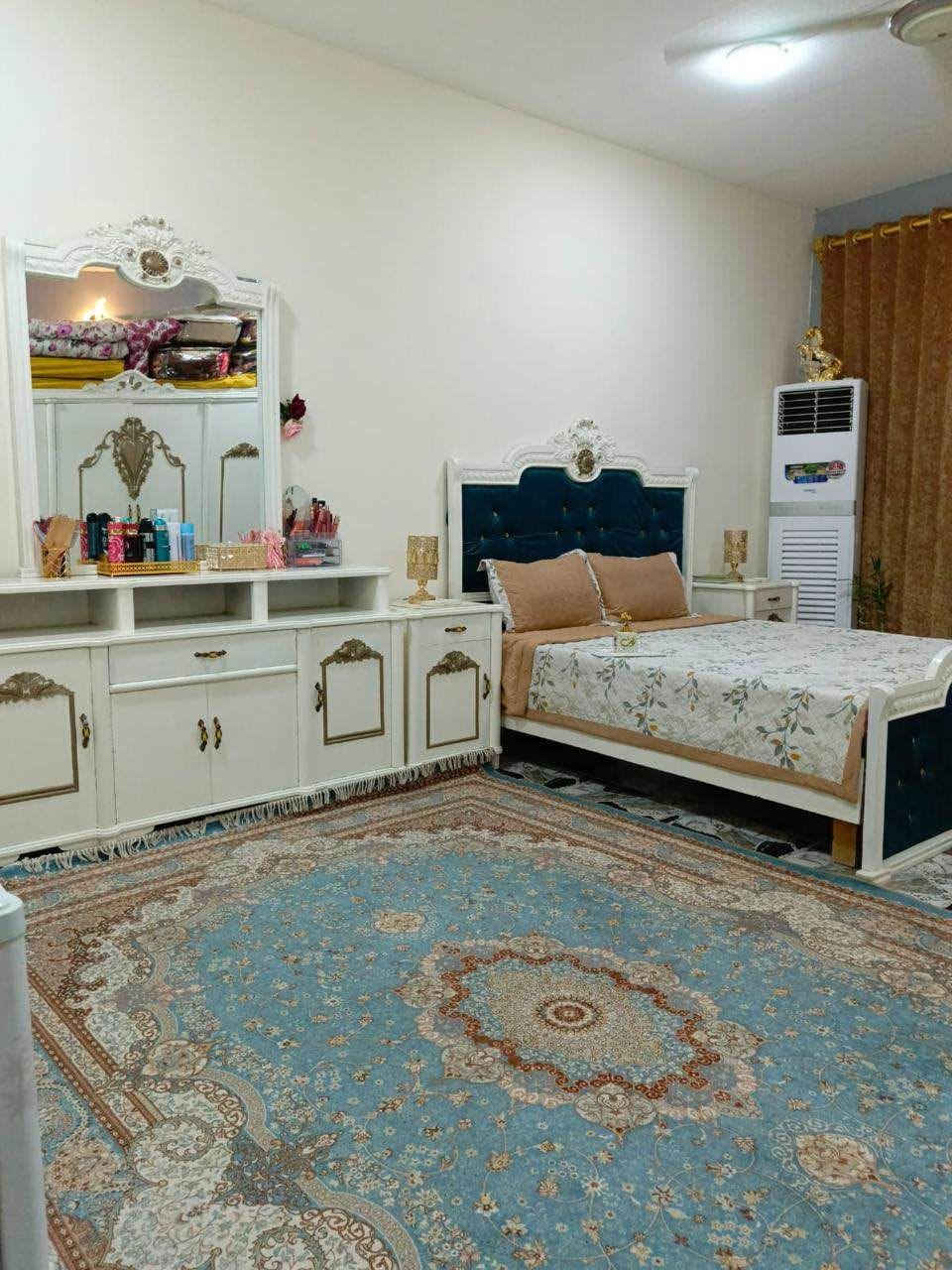 غرفة أخشاب تزگام تصميم عراقي أبيض للبيع 
العنوان ميسان العمارة 
للاستفسار *********** واتساب+اتصال عمارة, ميسان
