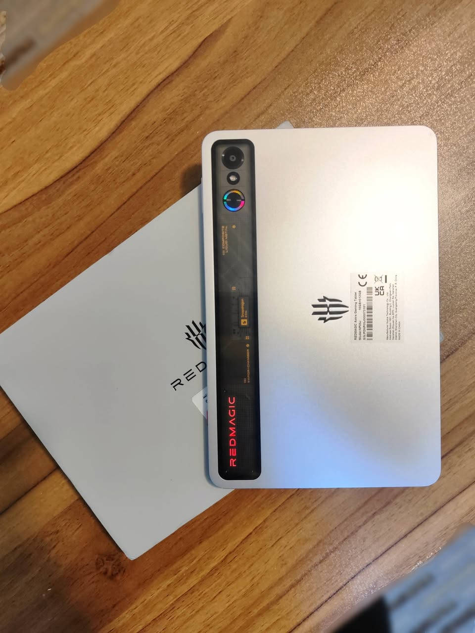سلام عليكم
للبيع Red mahic pad Astra 
جهاز جديد خدش مابي حالة البطارية 97 كامل ملحقاتة كارتونة شاحنة كفر ودرع شاشة ، وصل الشراء هم موجود 

ــ

جهاز غني عن التعريف 
معالج: Snapdragon 8 Elite

شاشة: 165Hz oled

ذاكرة: رام 16 - ب 512ذاكرة تخزين

بطارية: 8,200mah بشحن 80W

سعر 835 وبي مجال للطيبين 
واتساب ***********
