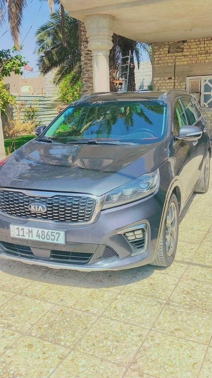 كيا سورنتو sx  برستيج 2023
كشنات خزن 

فول 1/1.  بنوراما 

مقاعد جلد 

محرك V6 GDi✅

بيها موصفات خير من الله أعلى فئة بالسورنتو 

العداد  144الف ميل 

المواصفات

عدادات شاشة دجتل

-داخل قرميدي  

-كشن امامي كهرباء

-تدفئة المقاعد الامامية  

-نقاط عمياء 

-  4 رادارات  

-حساسات خلفية 

حساسات جانبية  

-تحديد مسار 

-قيادة ذاتية 

-صندوك كهرباء 

بصمة تشغيل وابواب 

نظام ترحيب خارجي عند الاقتراب من السيارة 

بك لايت لد 

4 انظمة قيادة سبورت سمارت ايكو كومفورت 

وقوف تلقائي خلفي 

وقوف تلقائي امامي 

وقوف تلقائي جانبي  

سايد بريك بصمة

اوتو هولد وقوف ذاتي لفترات قصيرة 

تبريد منفصل مناخي  

نظام نزول المنحدرات 

نظام ملاحة GPS 

لايت زينون 4 عدسات LED

تشغيل عن بعد 

شاشة Apple Car play 

الانارة الداخلية LED 

مثبت السرعة Cruise

المودات والأوامر الصوتية

فحص أنظمة السيارة 

حساسات ضغط اطارات 

مقود جلد حياكة

تبريد شاشة

قطعتين تبريد 

‏  ABS نظام مانع الانزلاق

شارة في المرايا الجانبية

١٠ مخارج منفذ الطاقة 

 ا  Bluetooth / USB 

صور الحادث مرفقة 

 الحادث/ جاملغ وبنيد 

السيارة سنوية جديدة تحويل ثاني يوم 

السعر 195✅

الرقم ‭***********‬
