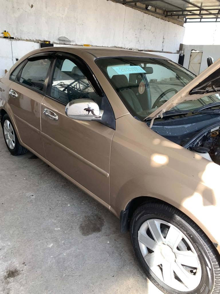 اوبترا 2007 كير اوتماتيك 
رقم اربيل جديد دولي ل 2030 
دفتر بانزين بيه 
تبريد ثلج 
محرك جديد ما صار شهر مشدود اوربي 
كير بشرط 
اربع تايرات جديد 
سياره مرشوشه صبق كلير لجماليه بدون  اي ضربه 
ولا تبديل 
سعر 60$
*********** كركوك, العراق
