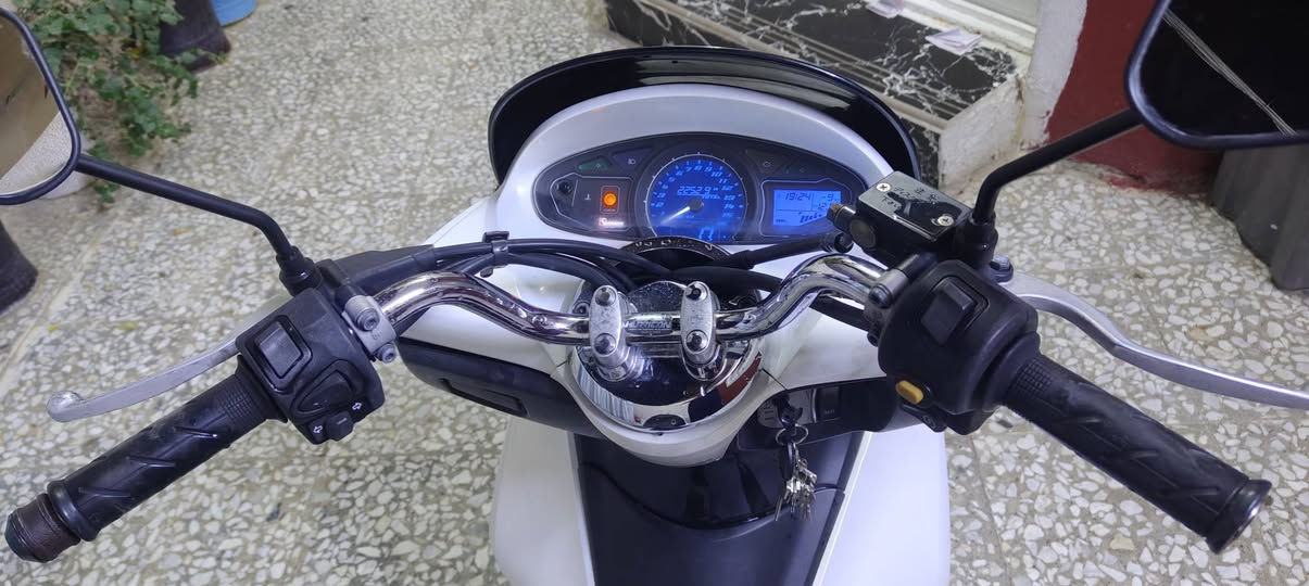 سلام عليكمpcxجيل اول مكينه150 دشبول رياضي سكان رياضي صالنصه رياضي مكفوله كفاله عامه مامفتوح برغي واحد نظام حساس بيها مابيها اي نقص ماشيه22الف رمبه 
مكان بغداد الشعب
واتساب***********
السعر15ورقه
