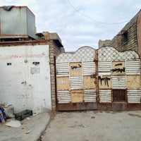 حي طارق • كاع ١١٠م • محل ٦٠م