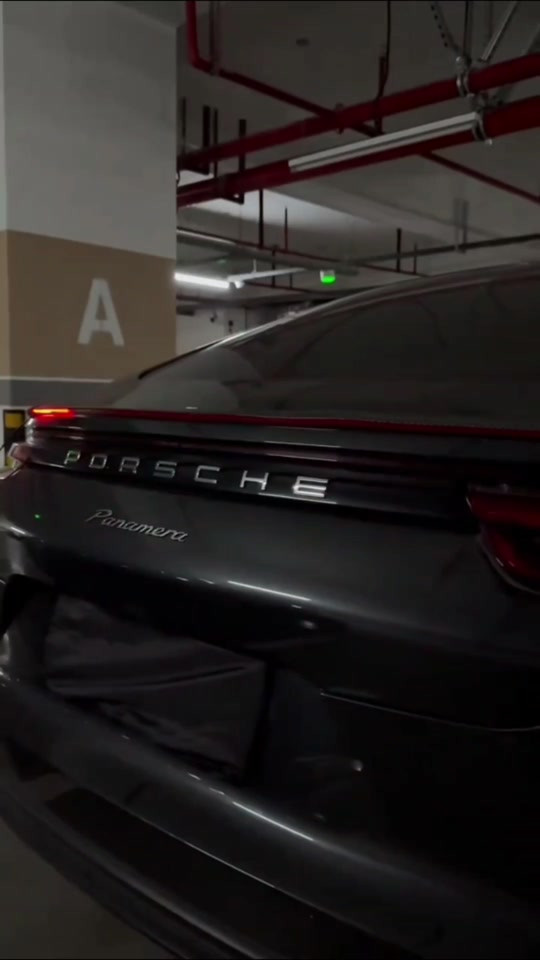 🚘 تريد تغيّر شكل سيارتك بدون تعديلات مكلفة؟ أطلب الآن 👇🏻 *********** واتساب ✅  🔥 سبويلر LED جوكر كاربون مع إشارات 🔥 قطعة واحدة كفيلة تغيّر شكل مؤخرة السيارة بالكامل! ✨ تصميم Carbon Look رياضي وفخم 💡 إضاءة LED قوية وملفتة ↔️ مرن وينثني حسب انحناء السيارة ✂️ قابل للقص حتى يناسب طول سيارتك 🔴 يعمل كضوء فرامل 🟠 يدعم إشارات الانعطاف 🌙 يعطي السيارة حضور أقوى خصوصًا بالليل ☀️ مقاوم للمطر والغبار وأشعة الشمس ⚡ يعمل على 12V ومناسب لمعظم السيارات 🛠️ تركيب سريع وسهل مع لاصق قوي 📏 الطول: 115 سم 📐 العرض: 5 سم مو مجرد إضاءة… تفصيلة صغيرة تغيّر شكل سيارتك بشكل واضح 🔥 📦 متوفر الآن 🚚 توصيل لجميع محافظات العراق
