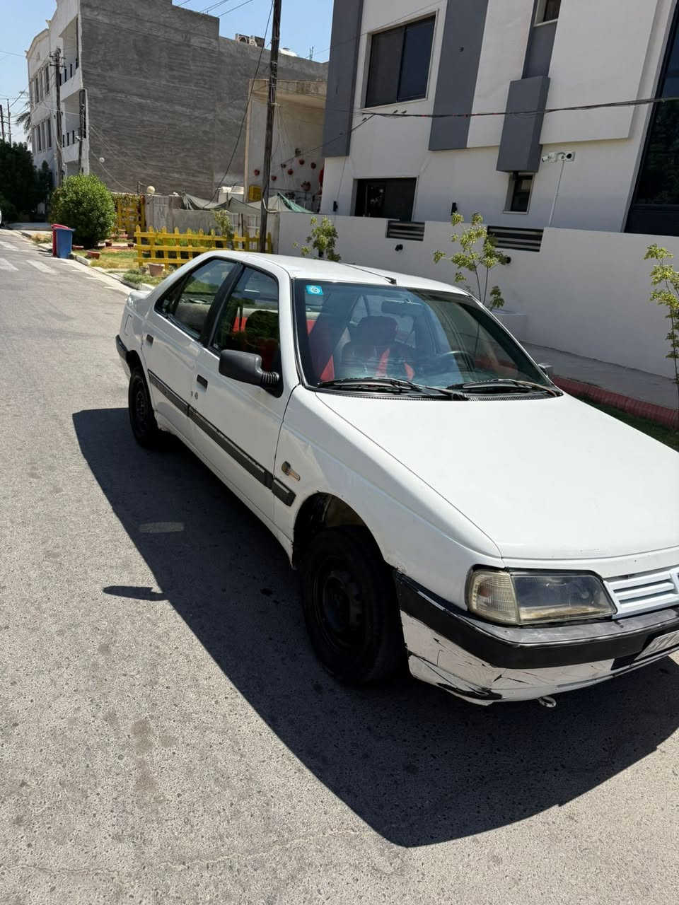 ‎السلام عليكم بيجو روئ ٢٠٠٩ مكينه كير مكينه غرفه جاهز حداديه بحاله جيده واحد من شواصي بي تصليح كهربائيات شغاله‎
