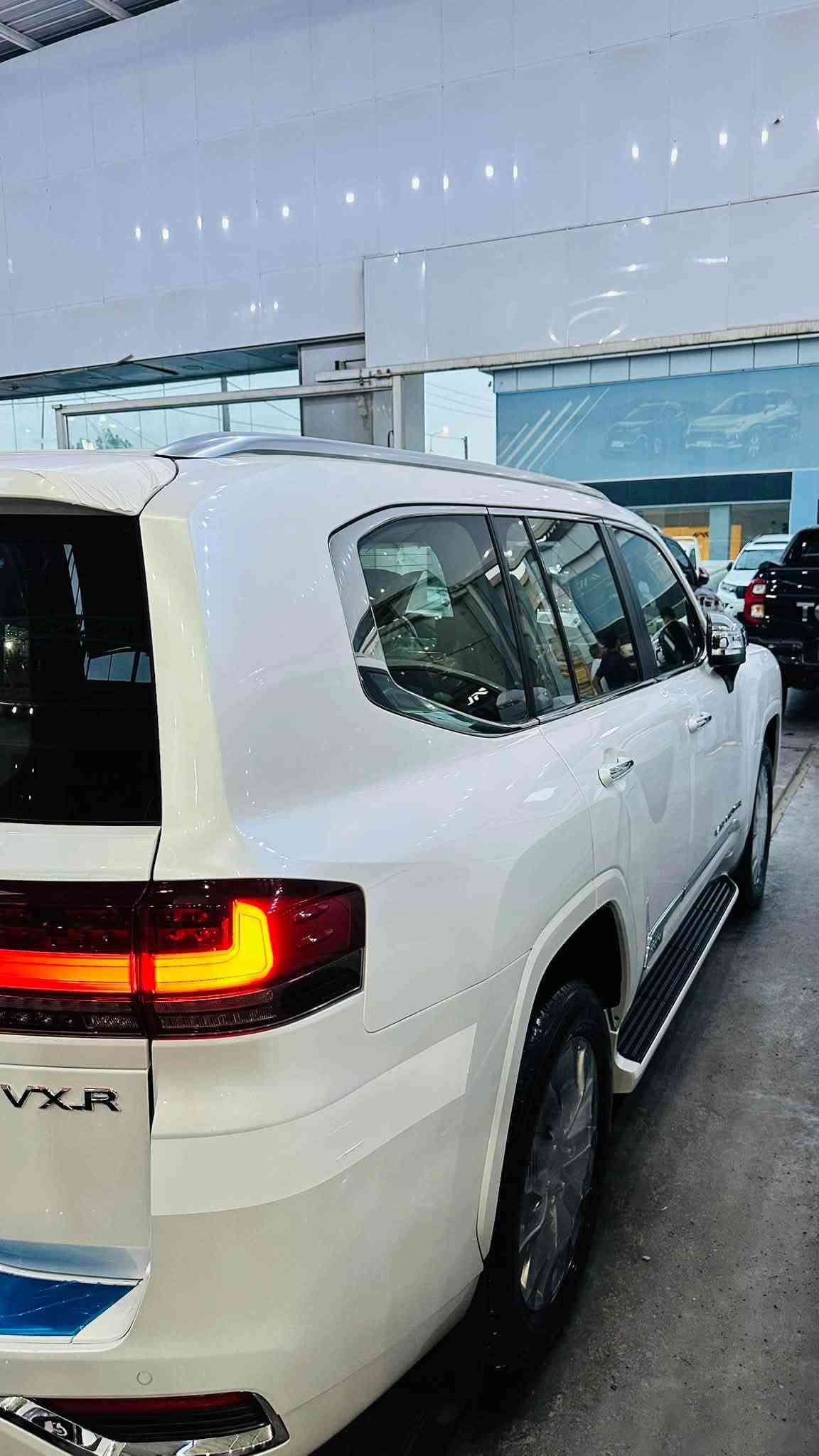 لاندكروز VXR • ٢٠٢٣ • ٢٩٠٠٠ كم