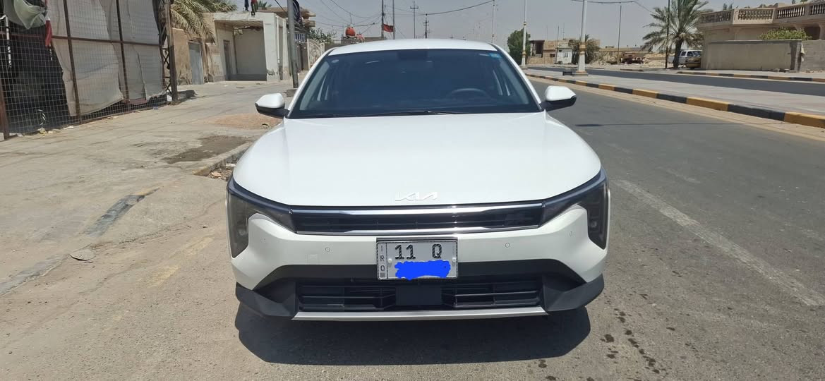 السلام عليكم K4 سيراتو موديل 25 فول عدا البنوراما بصمة ابواب وتشغيل وباقي المواصفات معروفه اخت الزيرو ماشيه 8 الف رقم بغداد الجديد مداور ثاني يوم سياره بفضل الله بوضع الشركه مكانه سماوه المركز استفسار *********** وبي وات ساب
