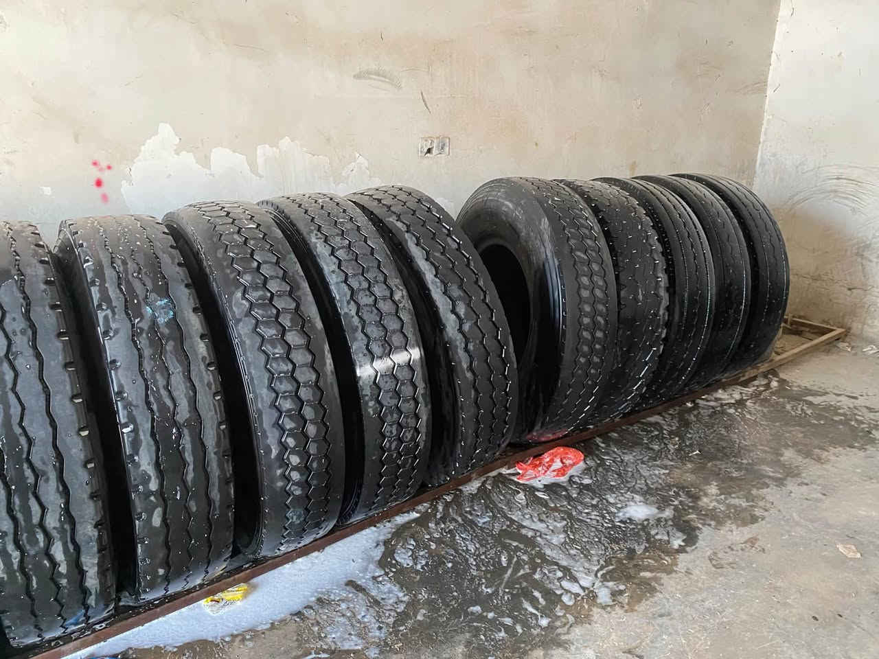 تيرات البيع ٢٤مكان بغداد تقاطع نهروان ***********
