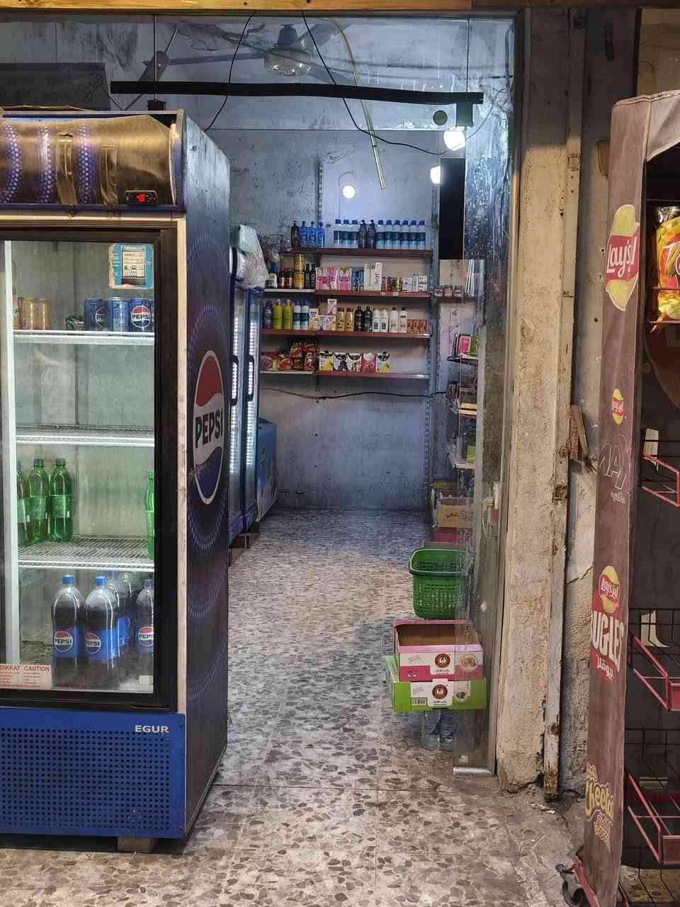 أسواق للبيع المكان الأورفلي بيع موقع على شارع عام 
***********

