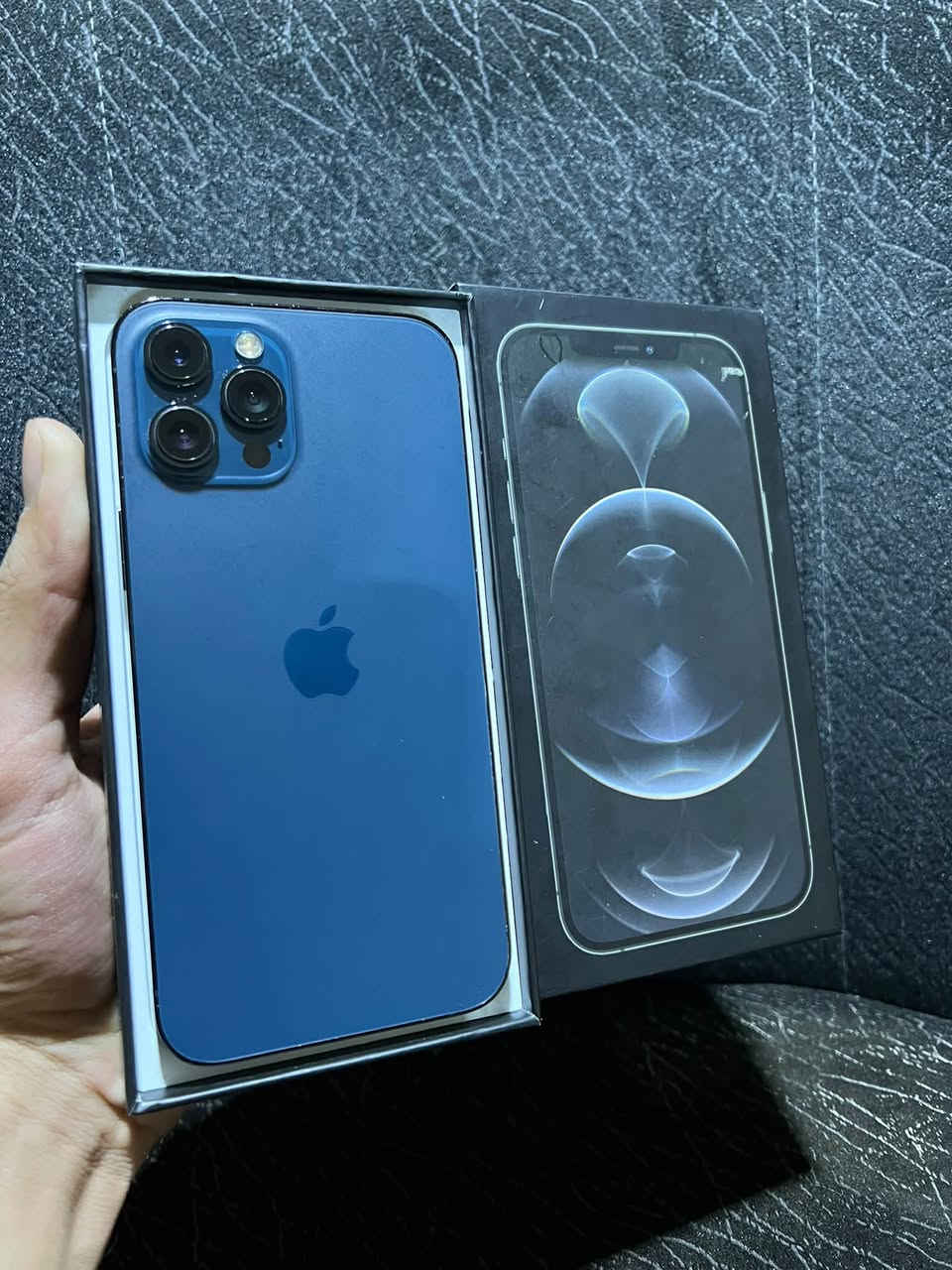 ايفون 12 برو ماكس • ١٢٨ • بطارية ٧٩٪