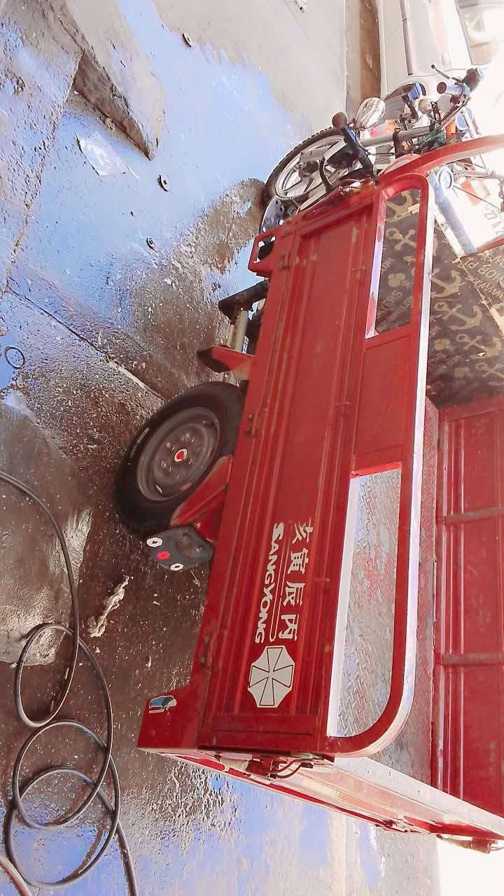 سلام عليكم شباب
ستوته للبيع جمره موجوده بل الناصريه بل التضحية شارع العياده
سعره 2300مليون وتلثميه الف
شراي يتصل على الرقم ***********

